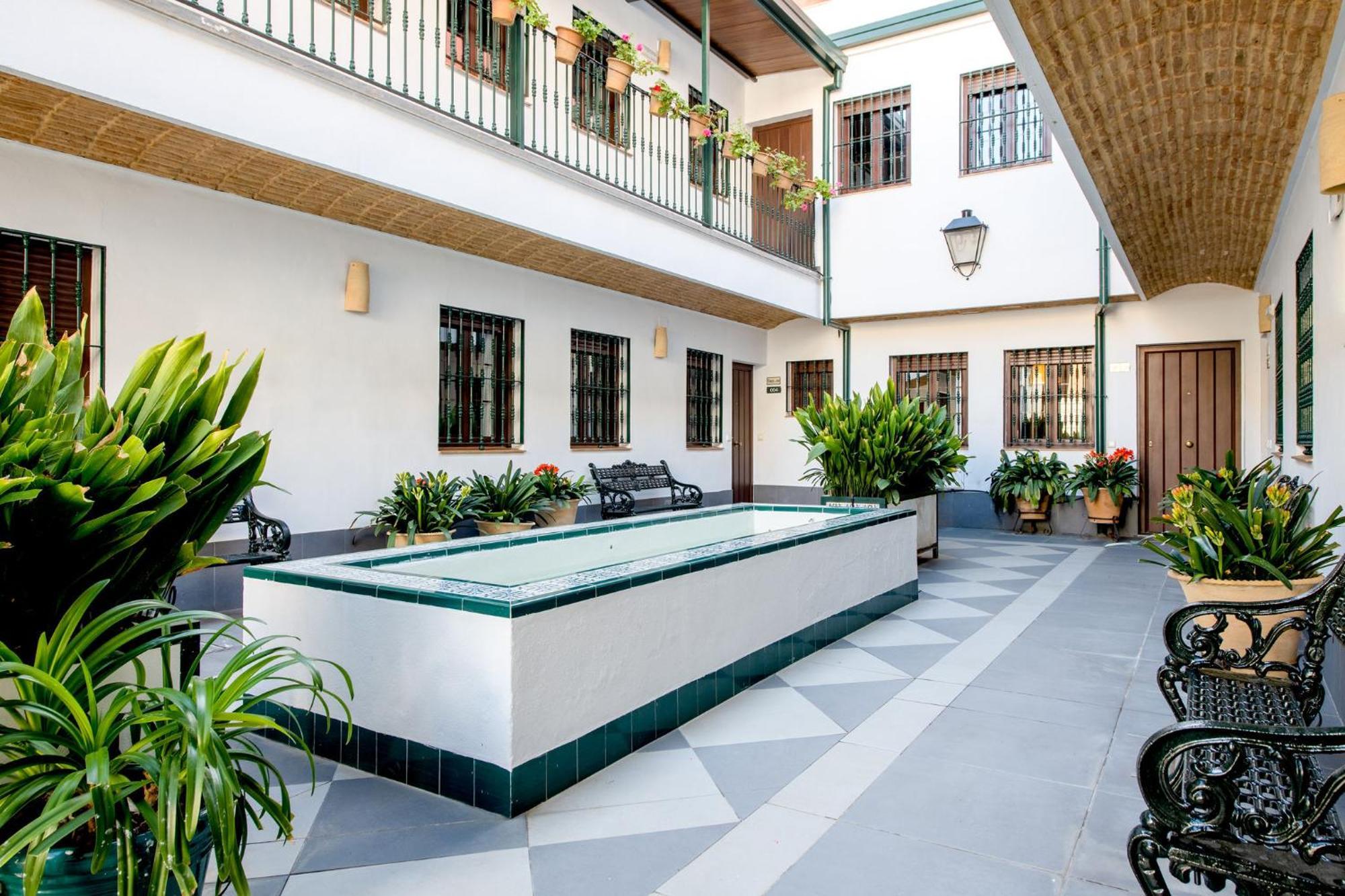 Triana Boutique Apartments By Hommyhome Seville Luaran gambar