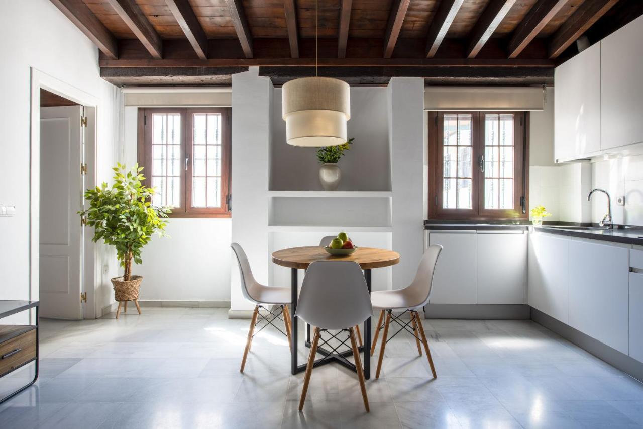 Triana Boutique Apartments By Hommyhome Seville Luaran gambar