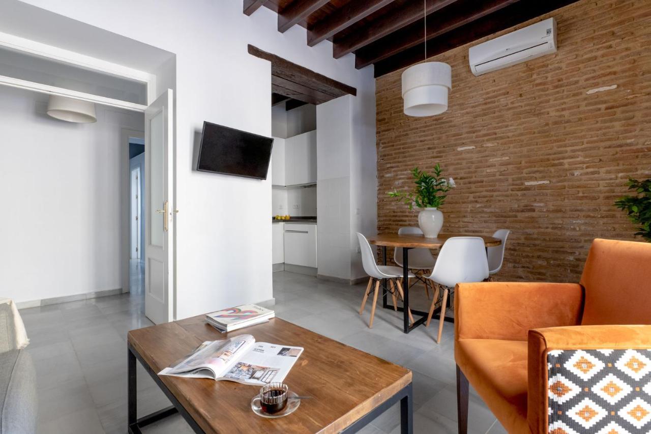 Triana Boutique Apartments By Hommyhome Seville Luaran gambar