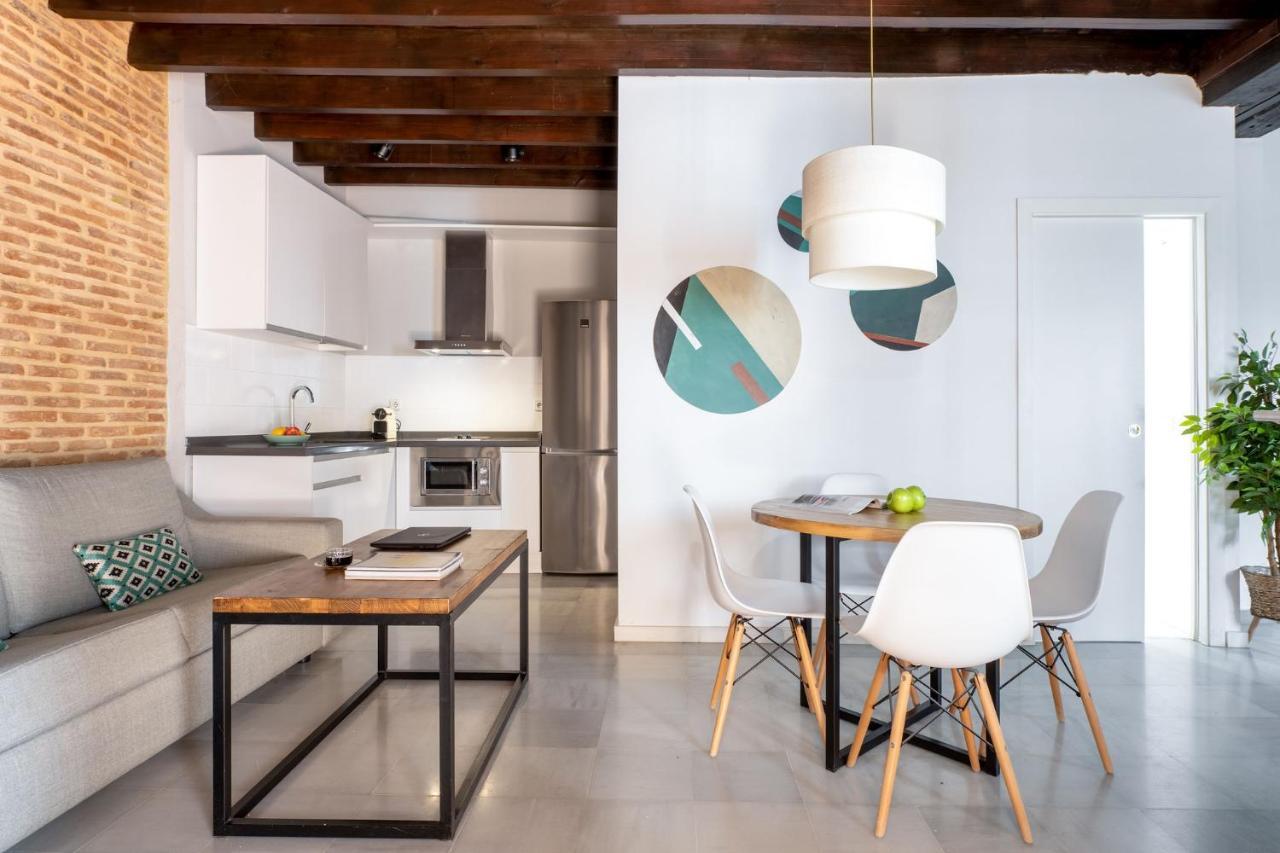 Triana Boutique Apartments By Hommyhome Seville Luaran gambar