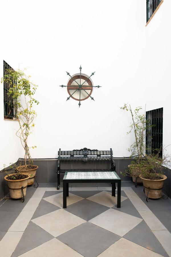 Triana Boutique Apartments By Hommyhome Seville Luaran gambar