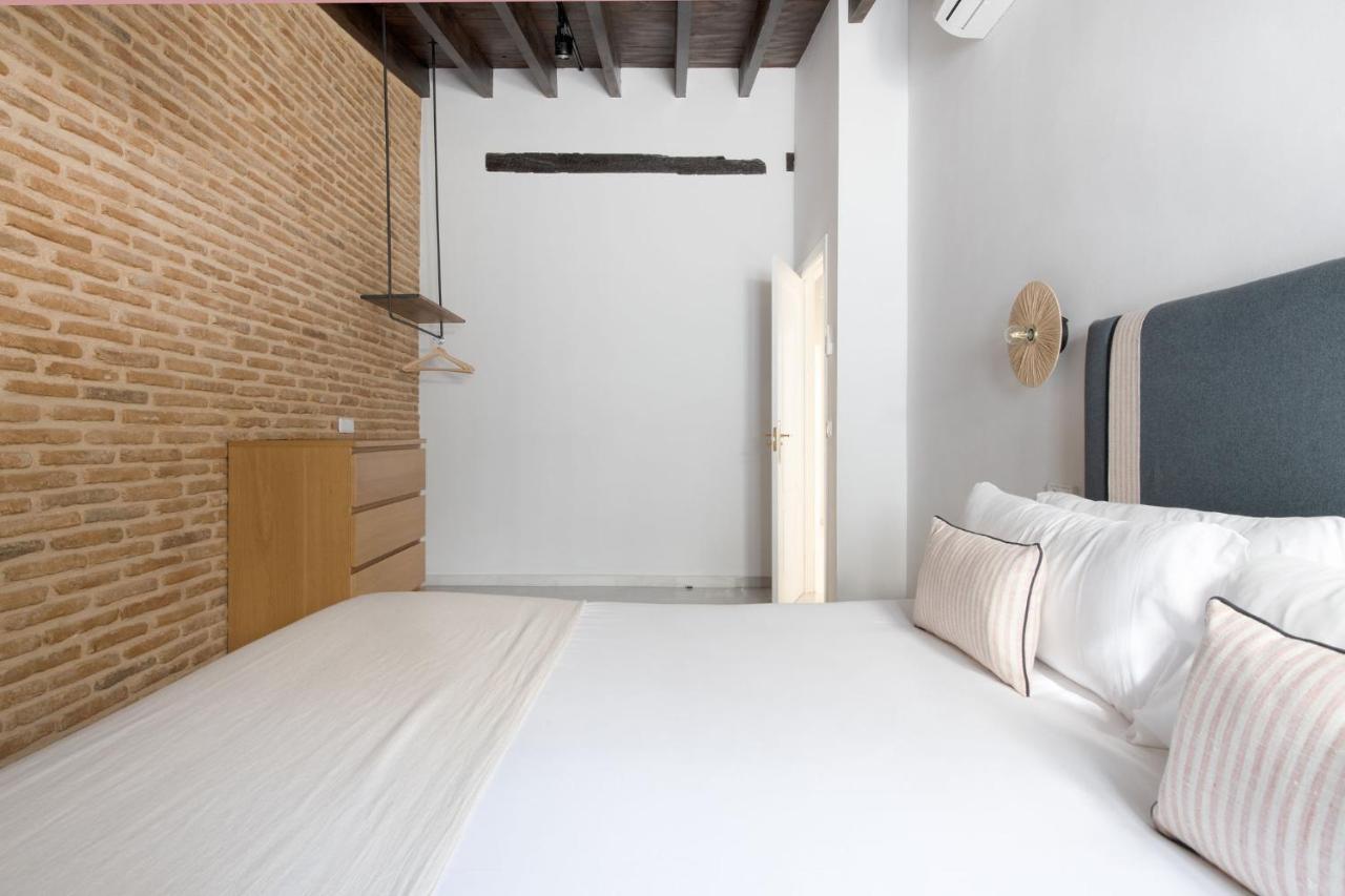 Triana Boutique Apartments By Hommyhome Seville Luaran gambar