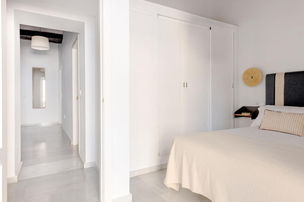 Triana Boutique Apartments By Hommyhome Seville Luaran gambar