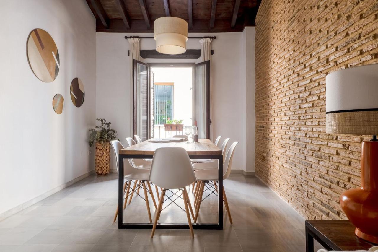 Triana Boutique Apartments By Hommyhome Seville Luaran gambar