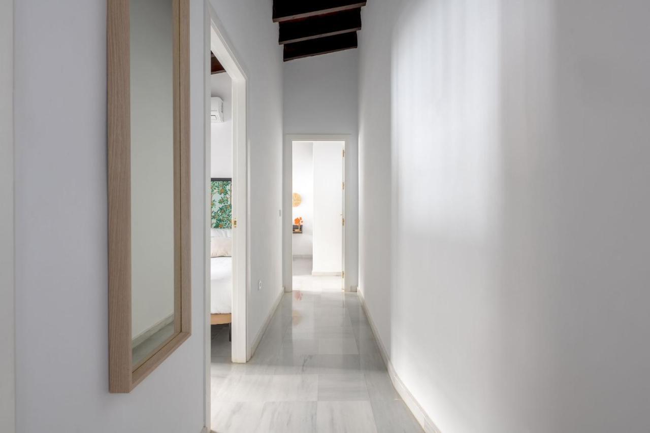 Triana Boutique Apartments By Hommyhome Seville Luaran gambar