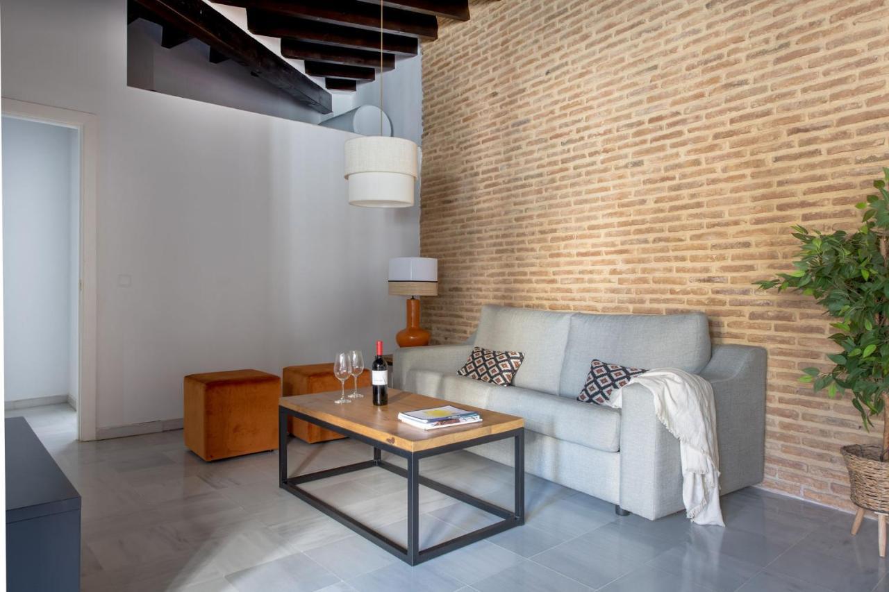 Triana Boutique Apartments By Hommyhome Seville Luaran gambar